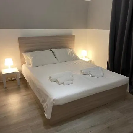 Belli 4 - Sauna - شقة ترييستي